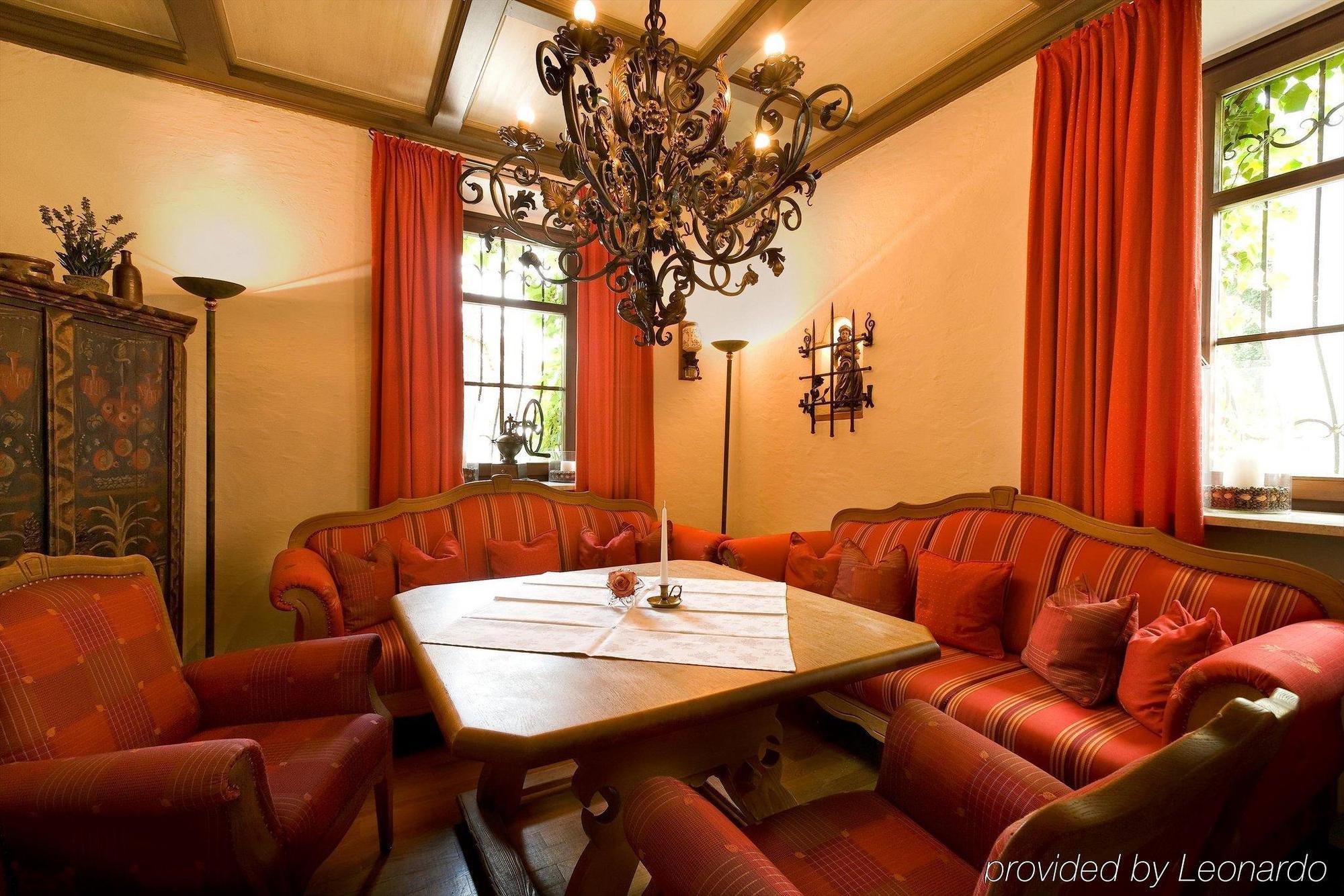 Simones Hotel Fuerstenhof لاندشوت المطعم الصورة
