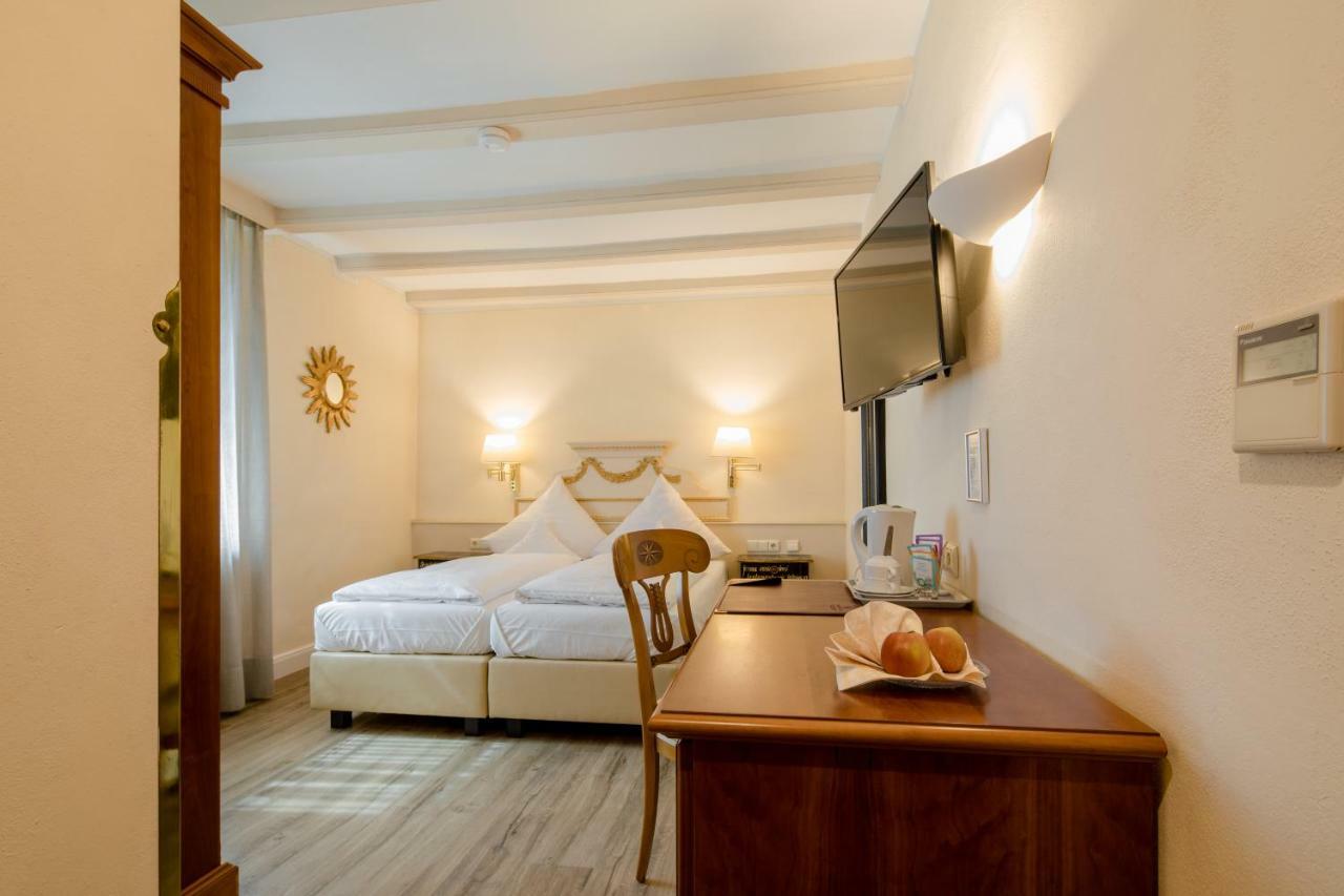 Simones Hotel Fuerstenhof لاندشوت المظهر الخارجي الصورة